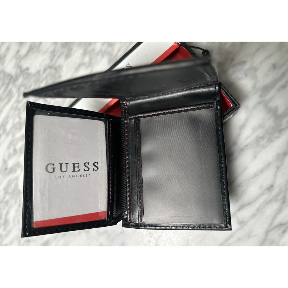 GUESS Men's Black Bifold Wallet Solid Logo Accent Credit Card Slots Folding NEW